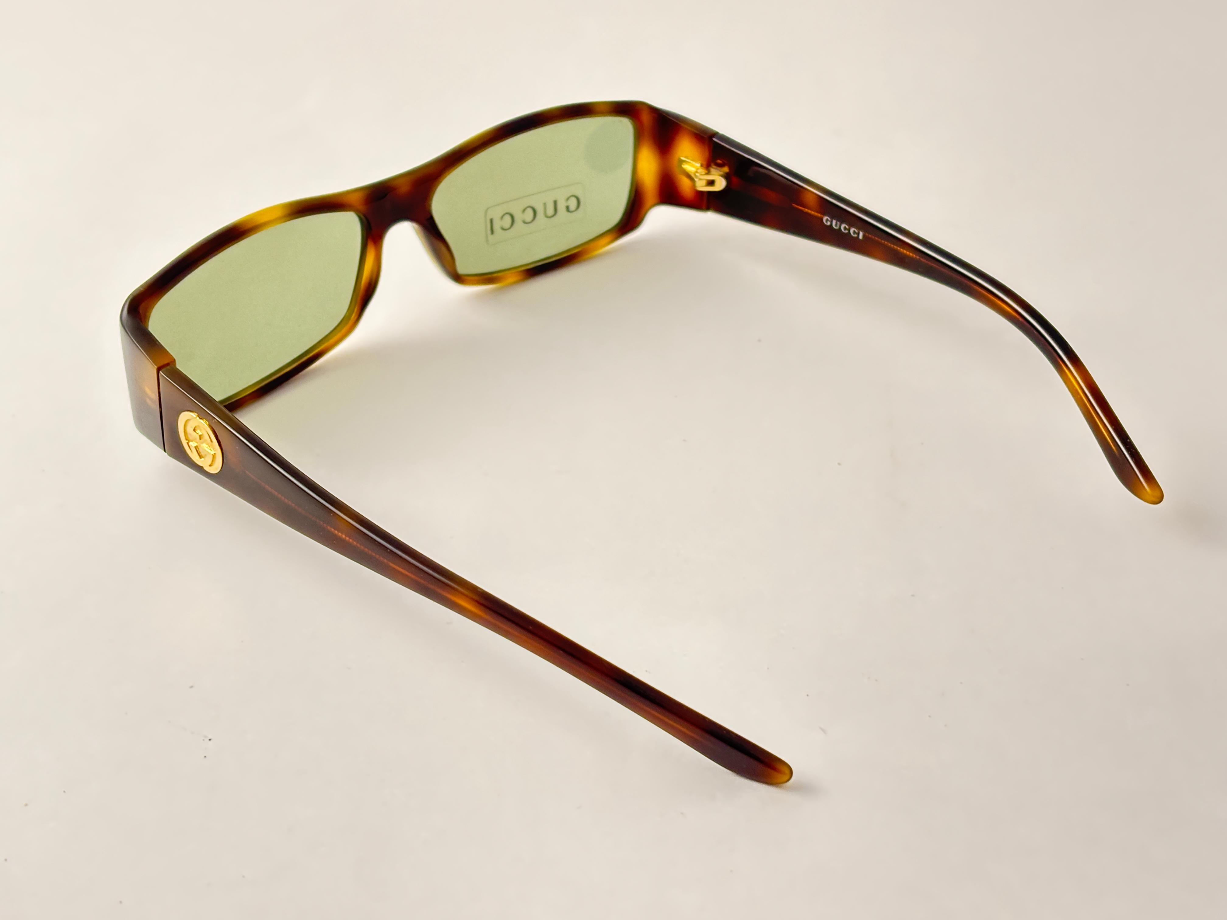 Neue Vintage Gucci GG Schildkröte schlanke Sonnenbrille Y2K 1990er Jahre Made in Italy Y2K im Zustand „Neu“ im Angebot in Baleares, Baleares