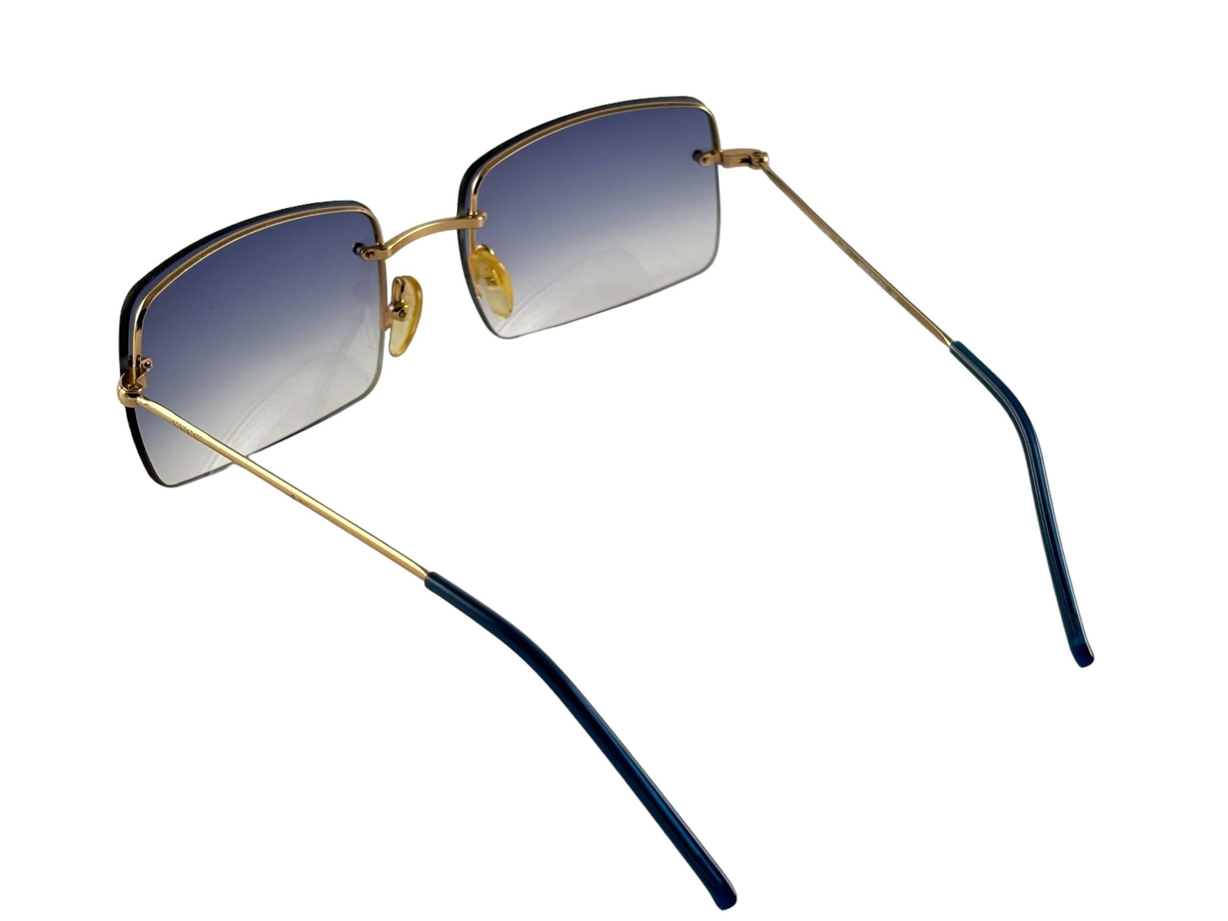 New Vintage Gucci GG1653 Blue Rimless Sunglasses 1990's Made in Italy Y2K In New Condition In Baleares, Baleares