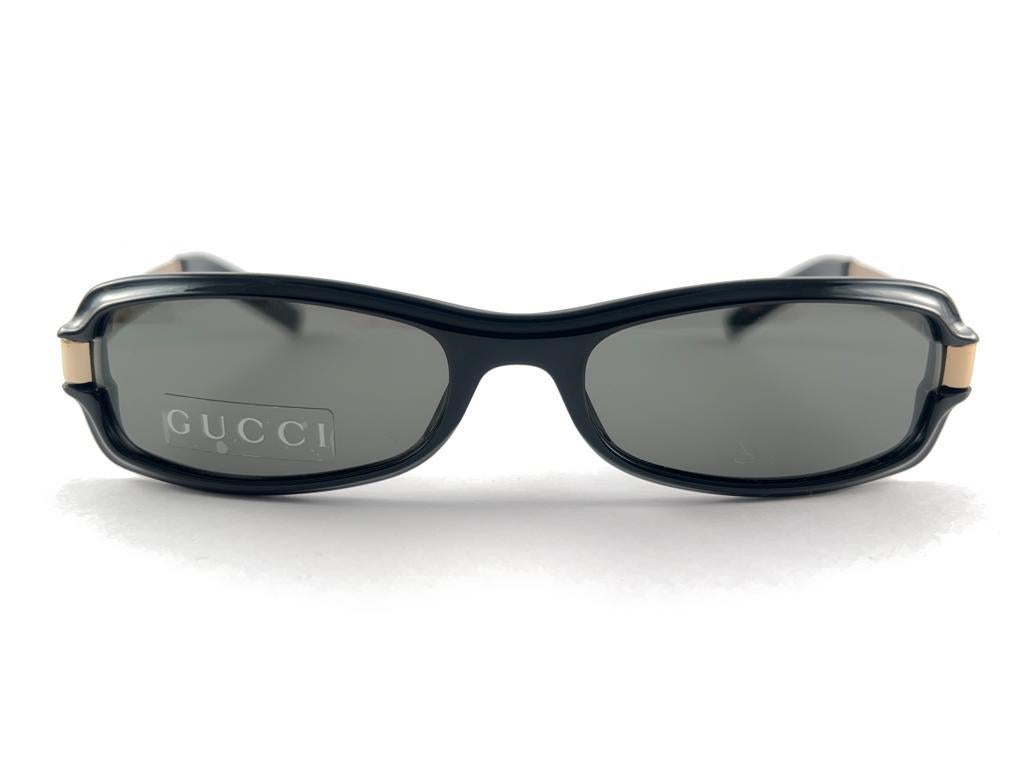 New Vintage Gucci GG2555 Tom Ford Era Sunglasses 1990's Made in Italy Y2K 10