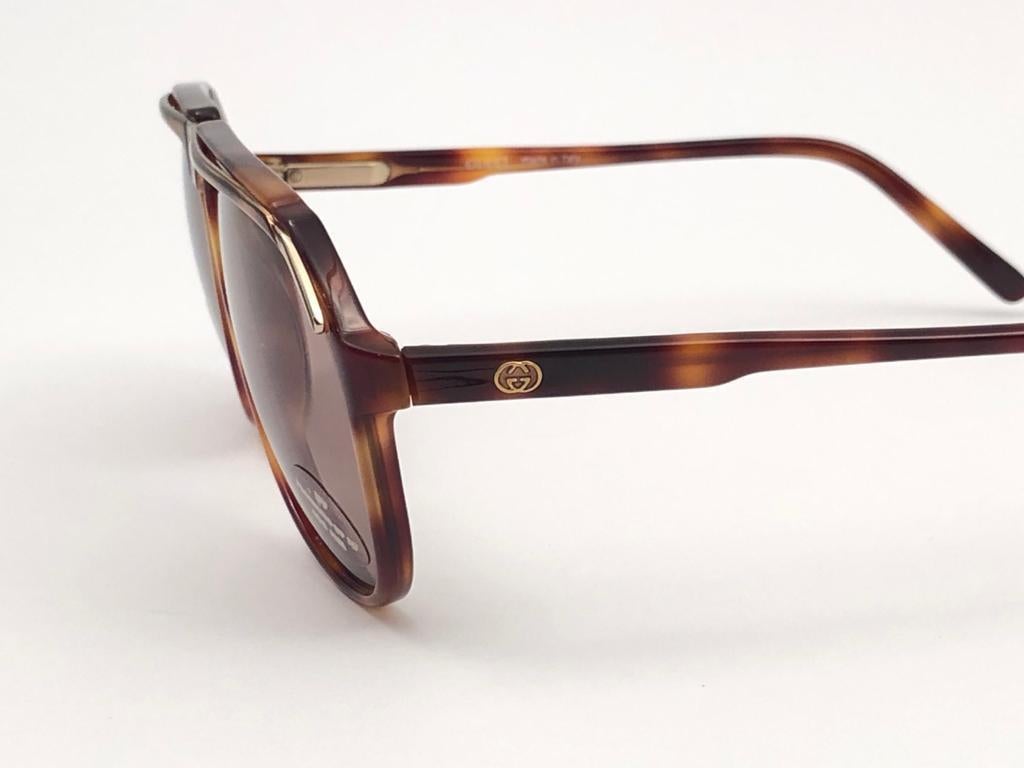 New Vintage Gucci Tortoise Aviator Sunglasses 1980's Made in Italy 1