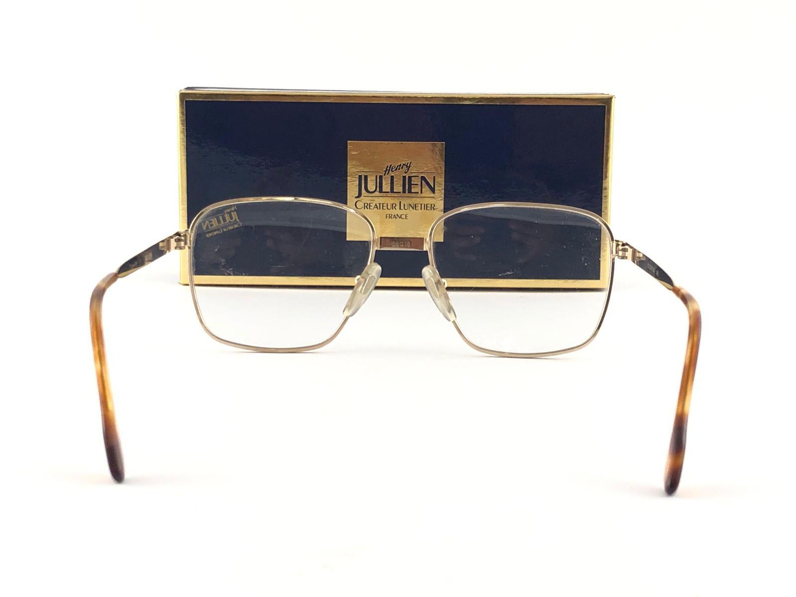 Noir Henry Jullien lunettes de soleil vintage neuves avec monture dorée et inscription RX, France, 1990 en vente