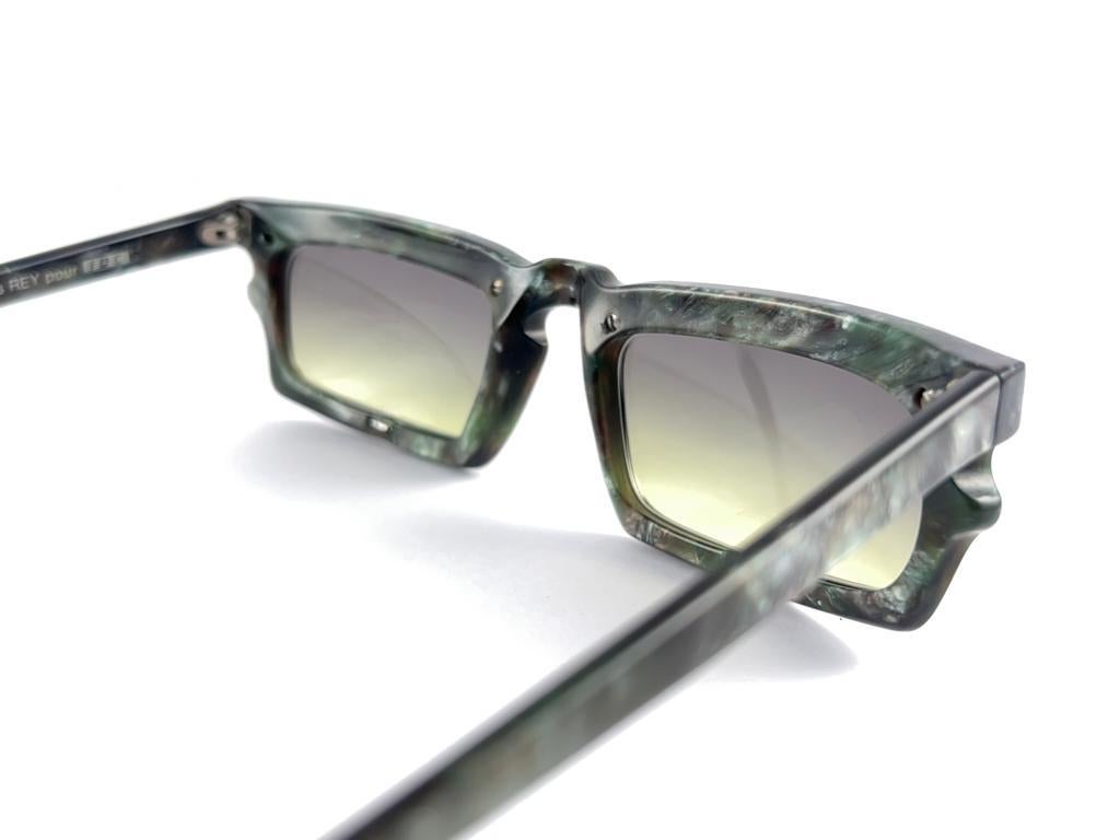New Vintage IDC 767 Green Marbled Rectangular Sunglasses 1980's Made in France  en vente 2