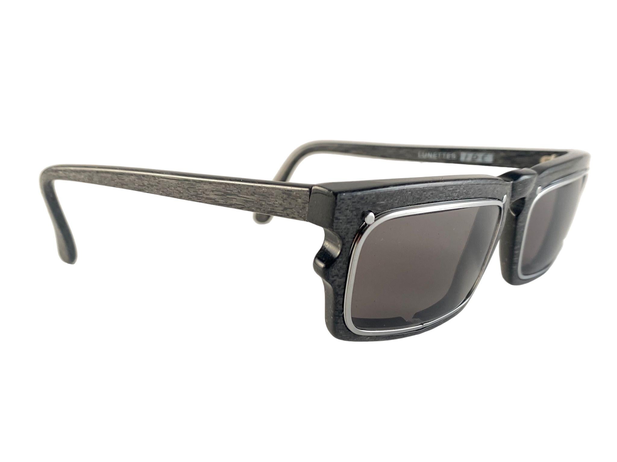 Women's or Men's New Vintage IDC 767 Grey Marbled Rectangular Sunglasses 1980's Made in France For Sale
