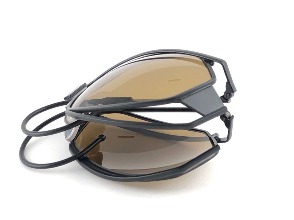 New Vintage IDC G1 Marithe Francois Girbaud Folding Black mate Sunglasses France For Sale 8