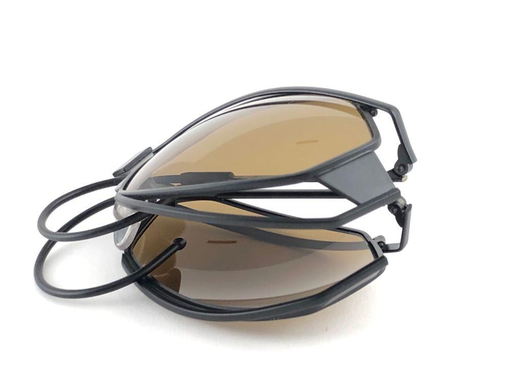 New Vintage IDC G1 Marithe Francois Girbaud Folding Black mate Sunglasses France For Sale 7