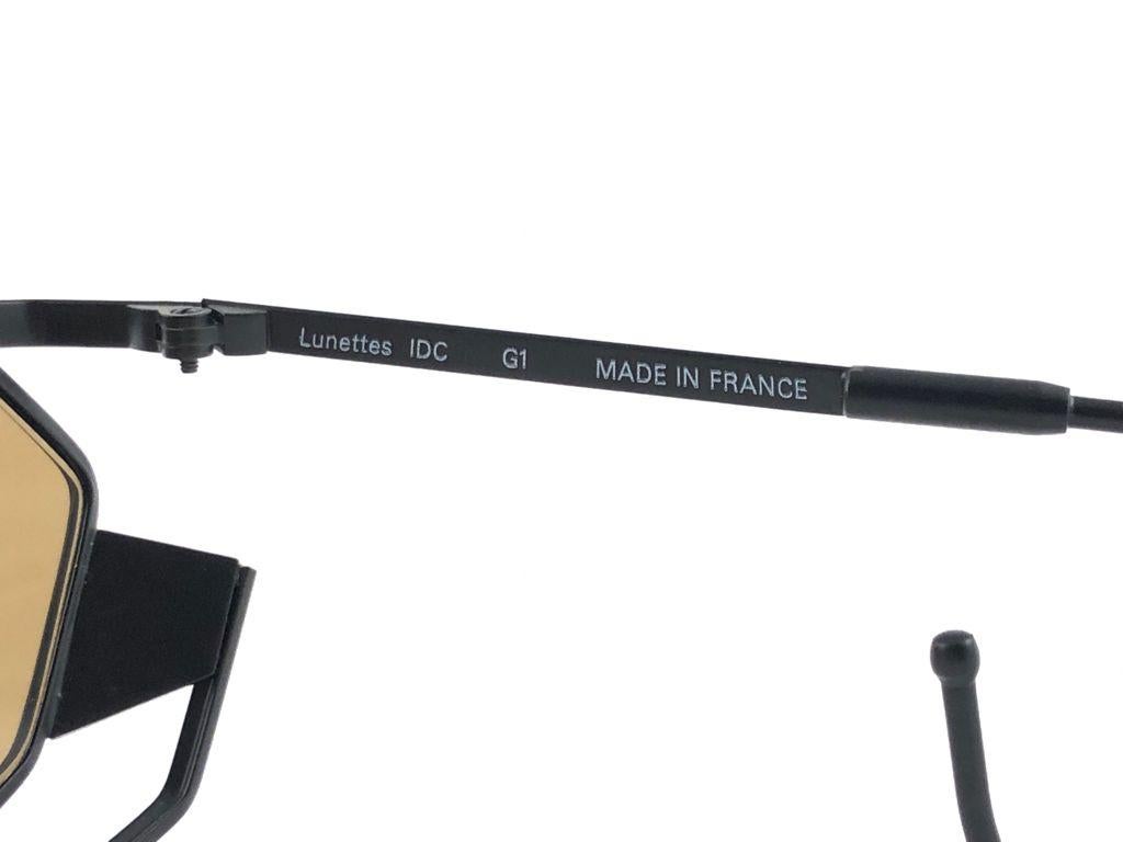 Women's or Men's New Vintage IDC G1 Marithe Francois Girbaud Folding Black mate Sunglasses France For Sale