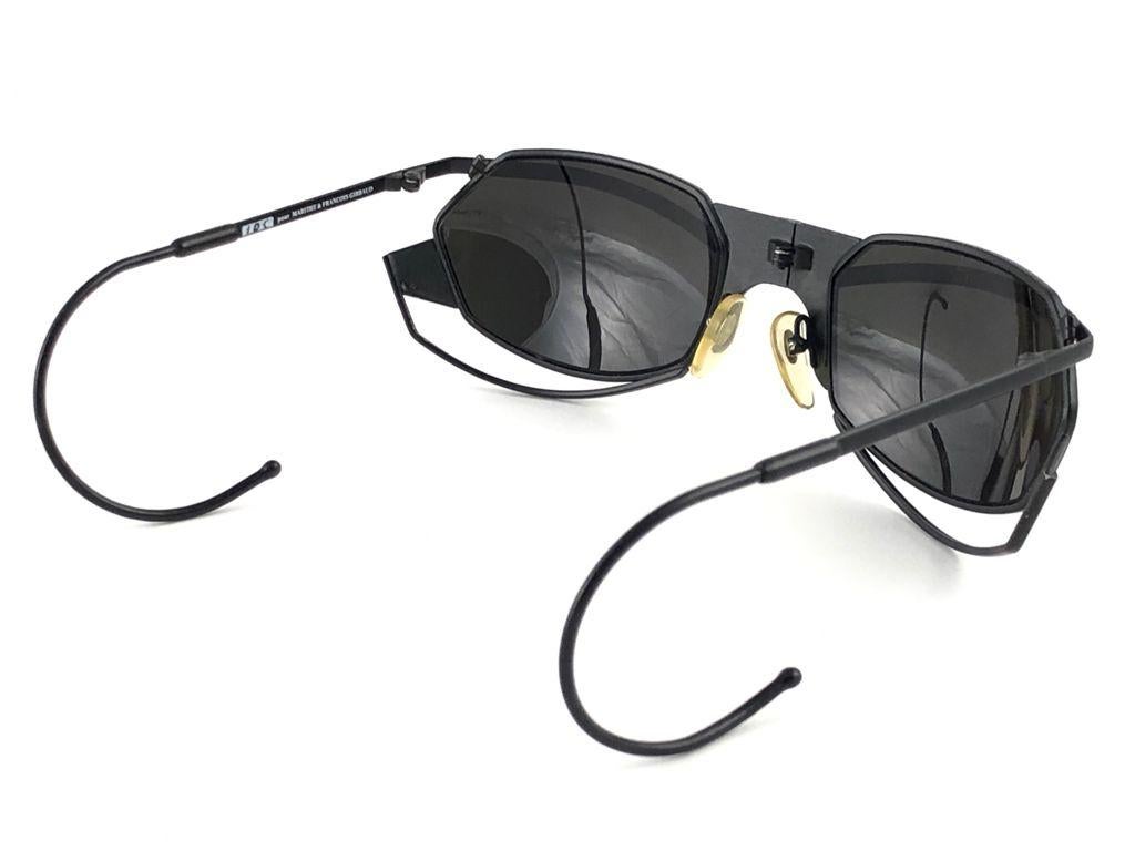 New Vintage IDC G1 Marithe Francois Girbaud Folding Black mate Sunglasses France For Sale 2