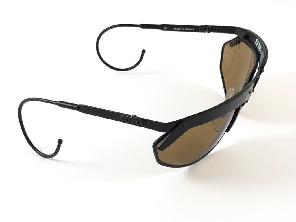 Women's or Men's New Vintage IDC G1 Marithe Francois Girbaud Folding Black Sunglasses France