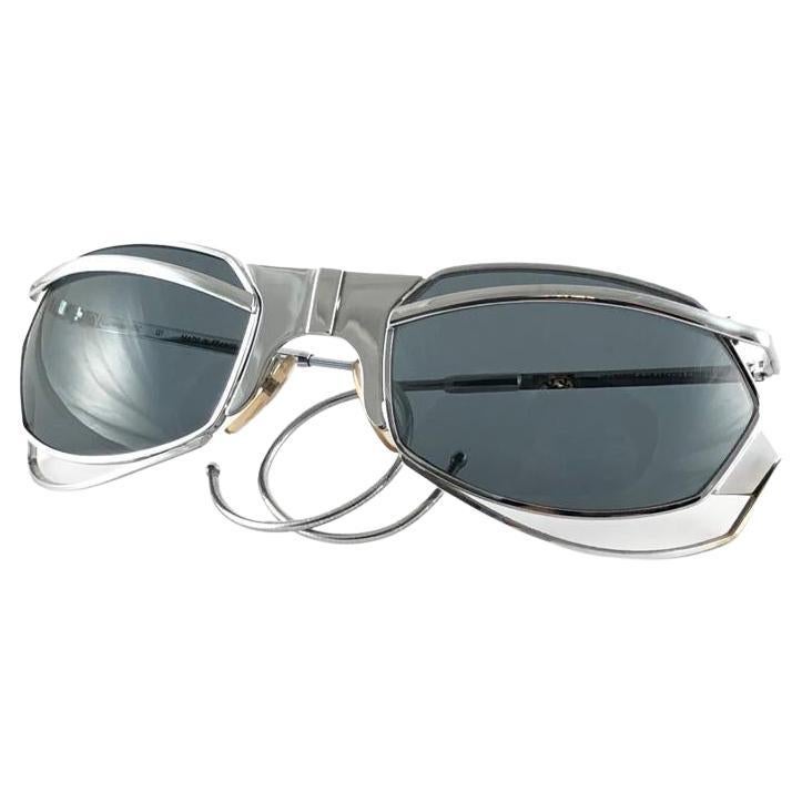 Neu Vintage IDC G1 Marithe Francois Girbaud klappbare Silber-Sonnenbrille, Frankreich im Zustand „Neu“ im Angebot in Baleares, Baleares