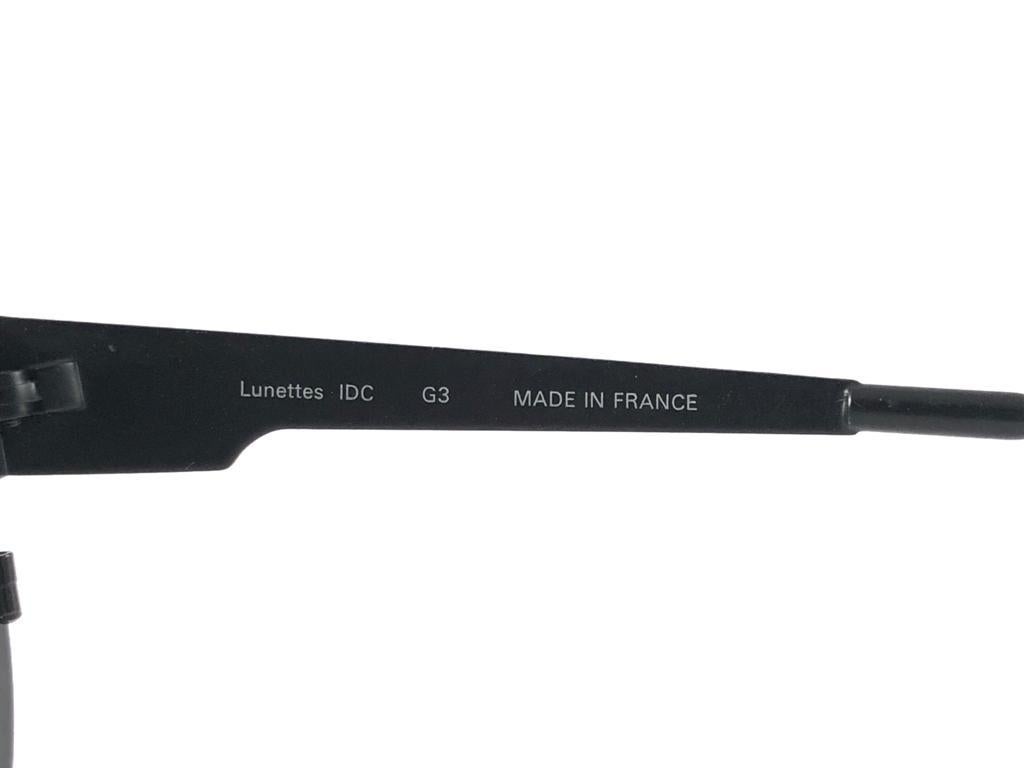New Vintage IDC Pour Marithe Francois Girbaud Round Black Sunglasses France Unisexe en vente