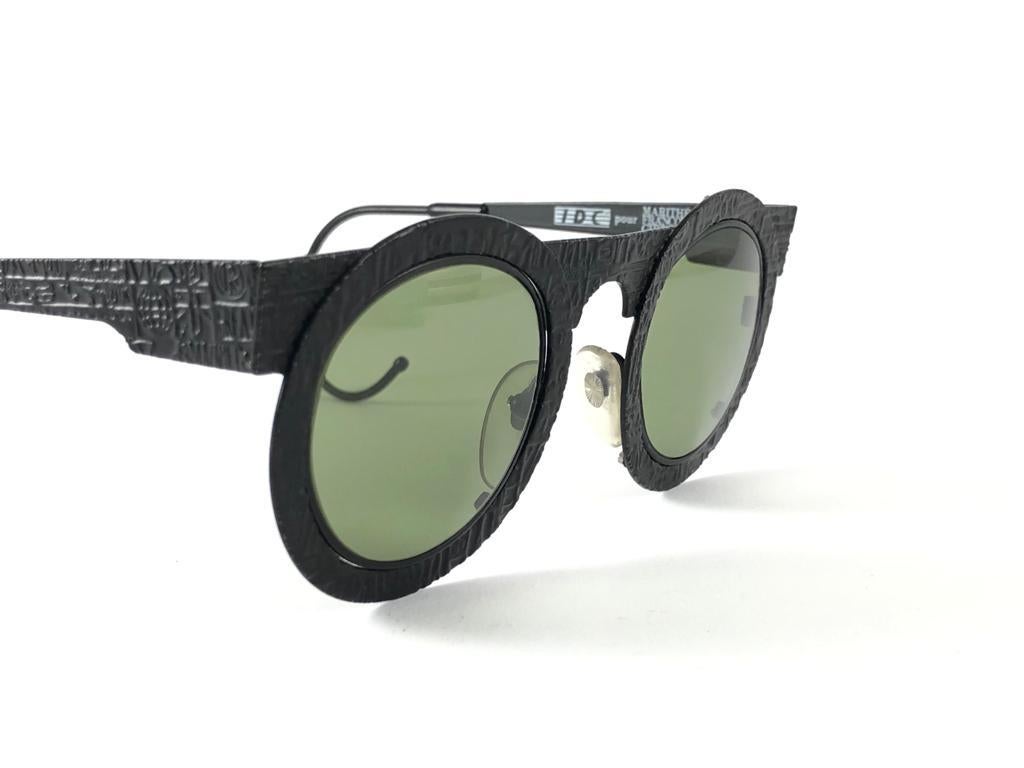 New Vintage IDC Pour Marithe Francois Girbaud Round Black Sunglasses France en vente 3