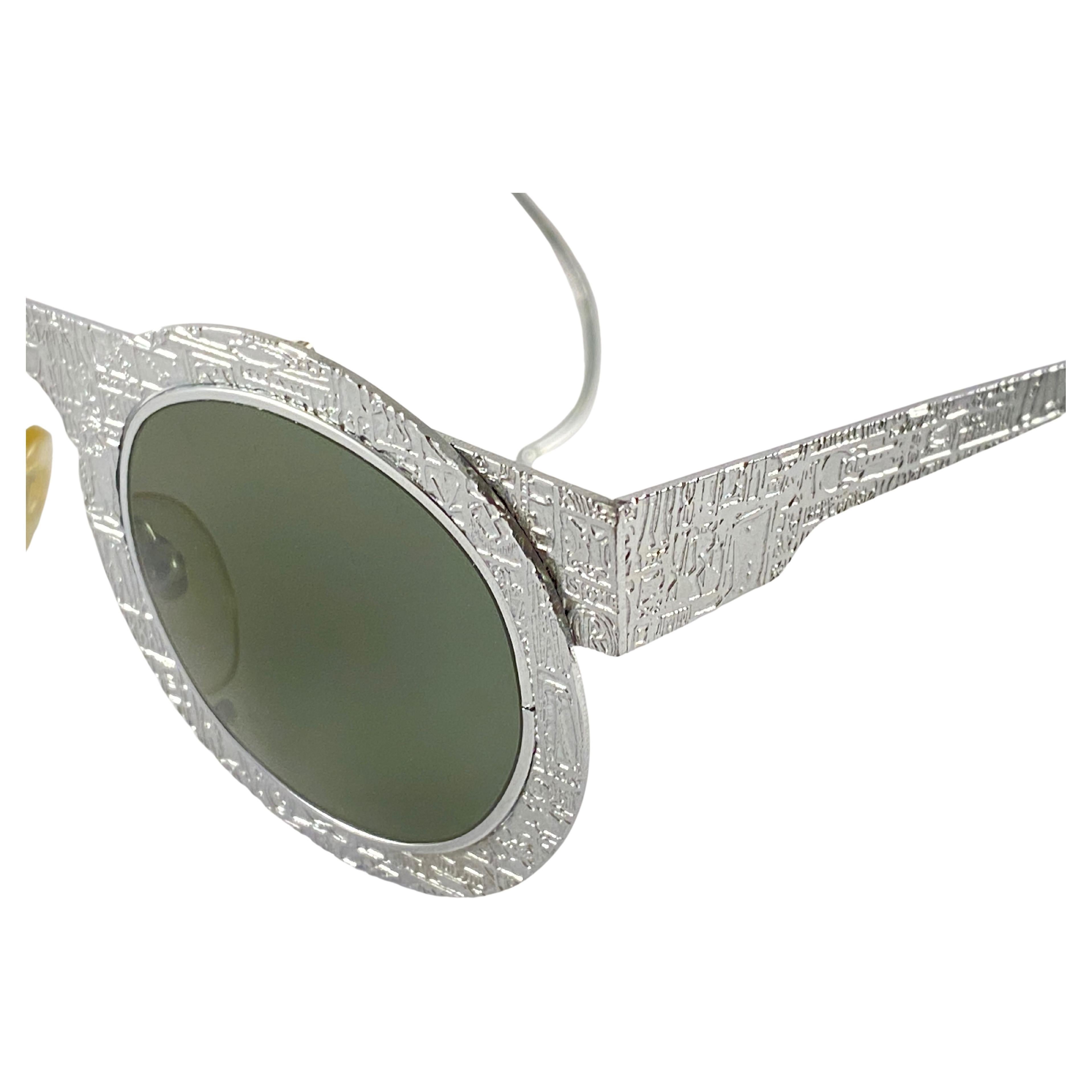 New Vintage IDC Pour Marithe Francois Girbaud Round Silver Sunglasses France In New Condition For Sale In Baleares, Baleares