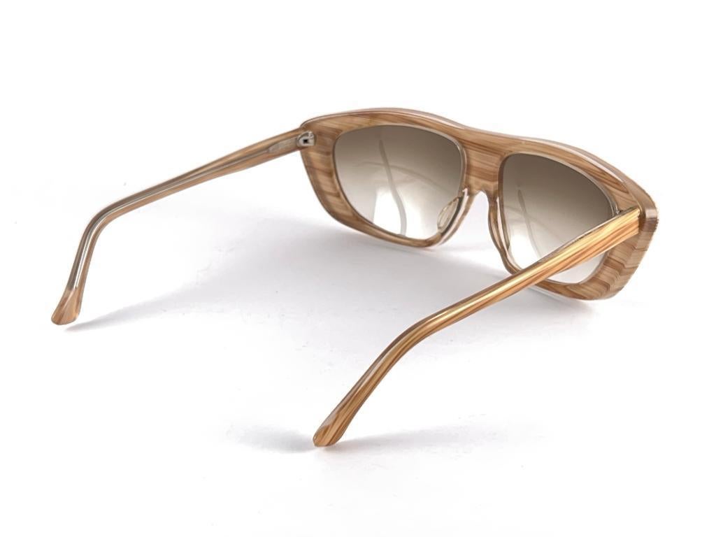 New Vintage IDC Translucent & Wood Pattern Gradient Lenses Sunglasses 80s France For Sale 5