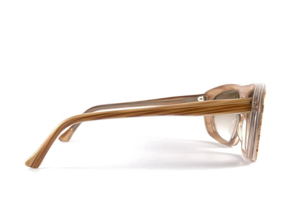 New Vintage IDC Translucent & Wood Pattern Gradient Lenses Sunglasses 80s France For Sale 1