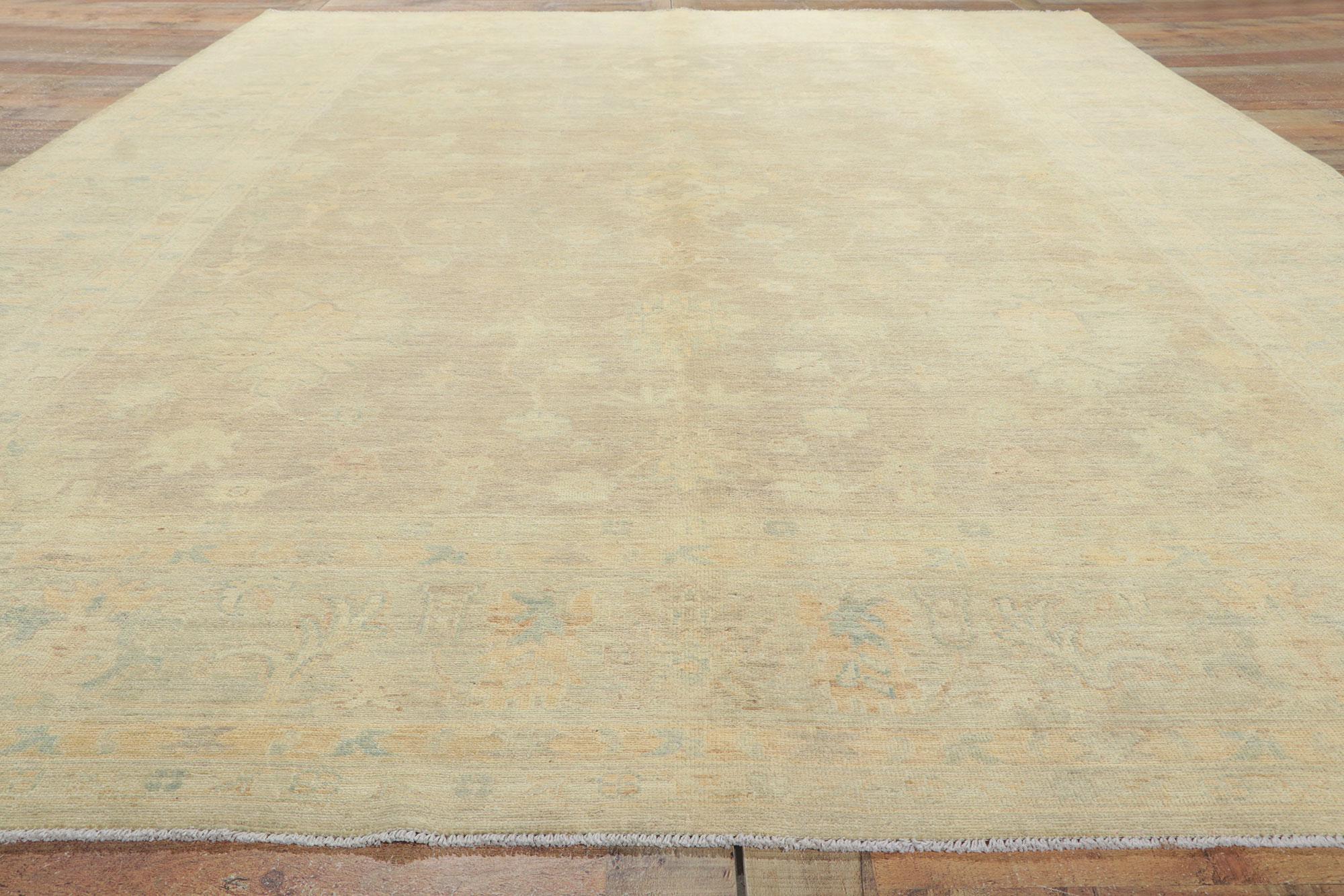 New Vintage-Inspired Oushak Rug In New Condition For Sale In Dallas, TX