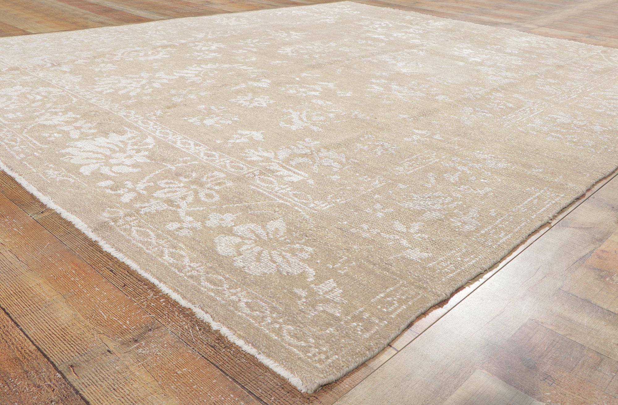 Contemporary New Vintage-Inspired Transitional Rug with Soft Earth-Tone Colors For Sale