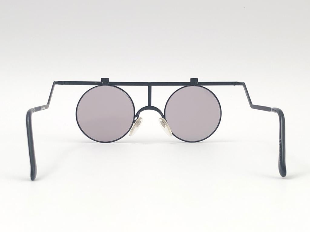 New Vintage Issey Miyake IM 101 Black Matte Basquiat 1985 Japan Sunglasses In New Condition For Sale In Baleares, Baleares