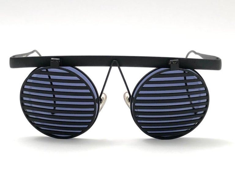 小物 1980s Issey Miyake Men sunglasses NEW VINTAGE ISSEY MIYAKE SHUTTERS BLACK PET SHOP BOYS SUBURBIA