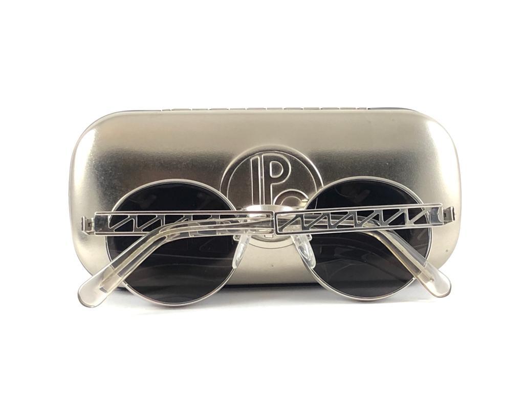 New Vintage Jean Paul Gaultier 56 0173 Round Blue Lens 1990's Sunglasses Japan For Sale 1