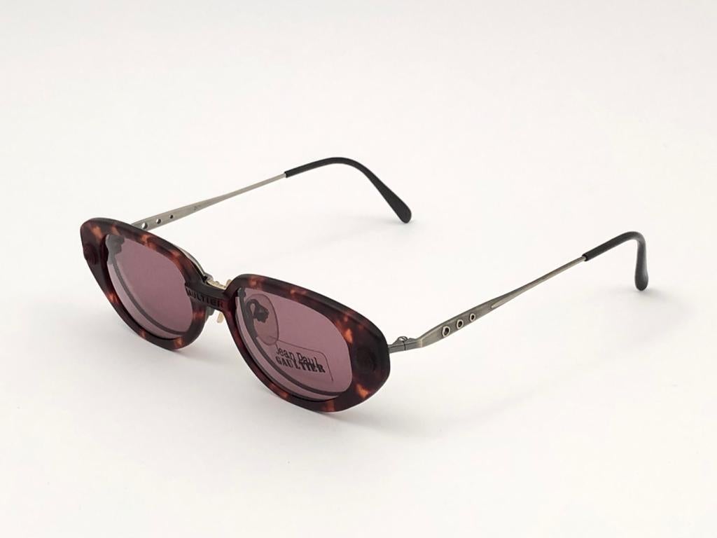 New Vintage Jean Paul Gaultier 56 7205 Magnetic Tortoise Japan Sunglasses  In New Condition For Sale In Baleares, Baleares