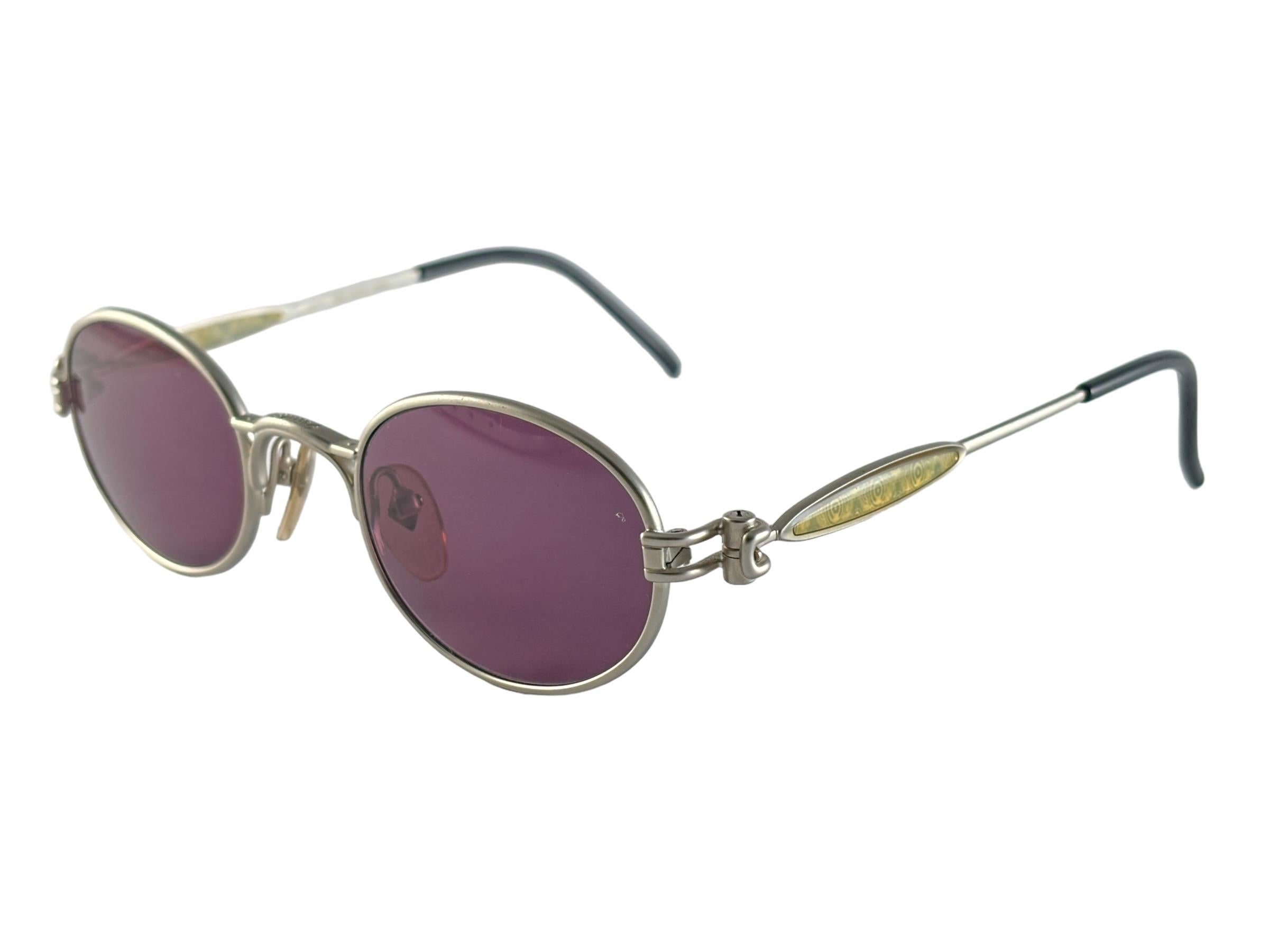 Nuevo Vintage Jean Paul Gaultier 56 7113 Gafas de sol con montura holográfica años 90 Japón Gris en venta