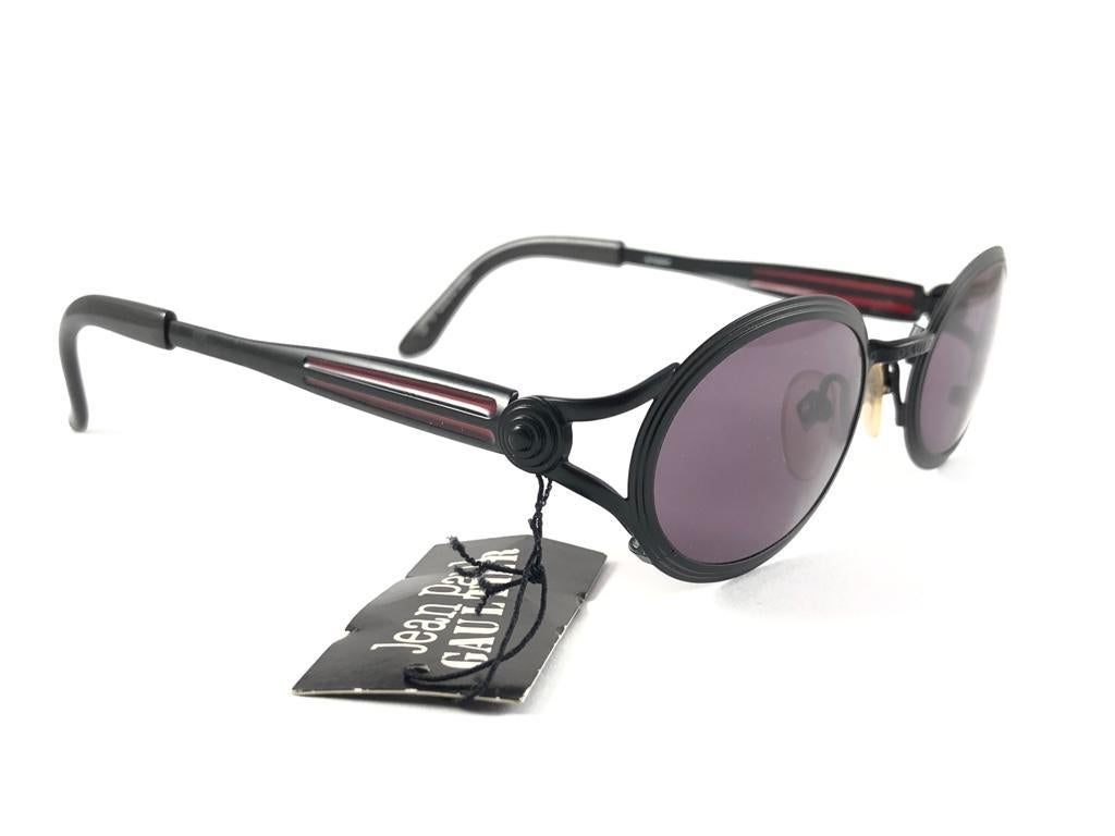 New Vintage Jean Paul Gaultier 56 7114 Oval Black Frame Sunglasses 1990'S Japan For Sale 5