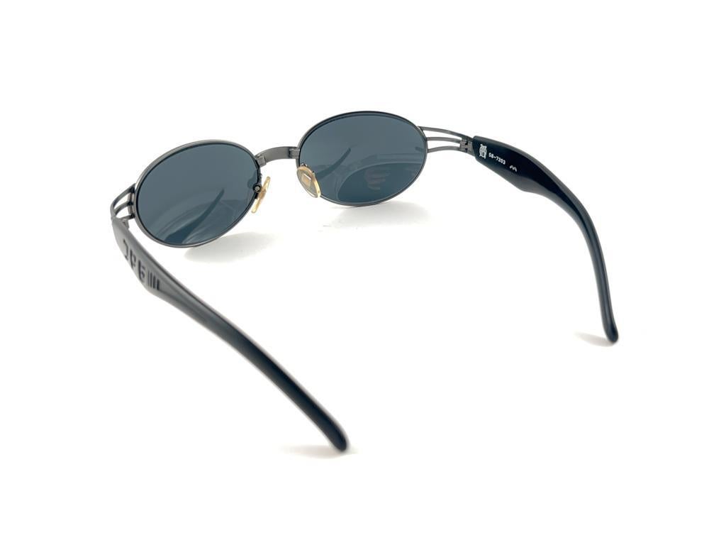 New Vintage Jean Paul Gaultier 58 7203 Oval Silver Sunglasses 1990's Japan For Sale 10