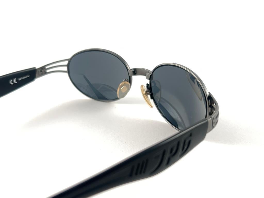 New Vintage Jean Paul Gaultier 58 7203 Oval Silver Sunglasses 1990's Japan For Sale 4