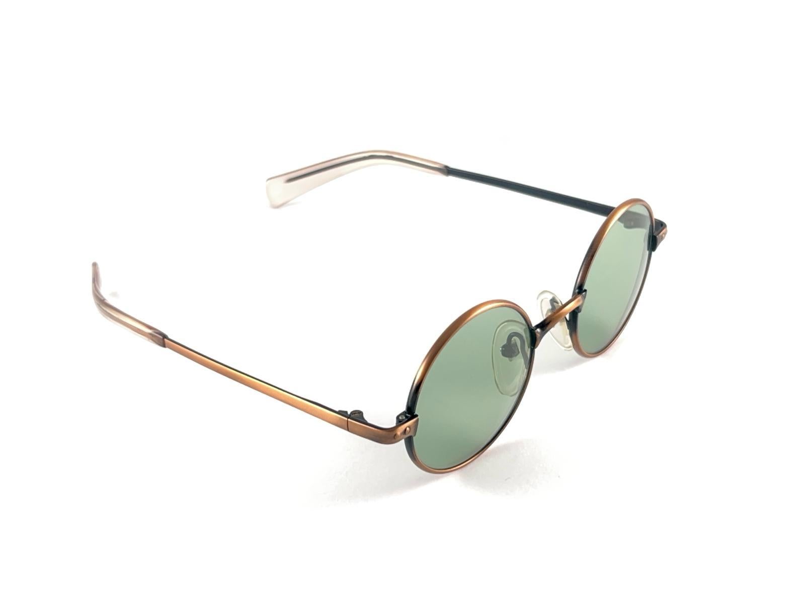 Gris New Vintage Jean Paul Gaultier Junior 57 0173 Small Round Jean Leon Lunettes de soleil en vente