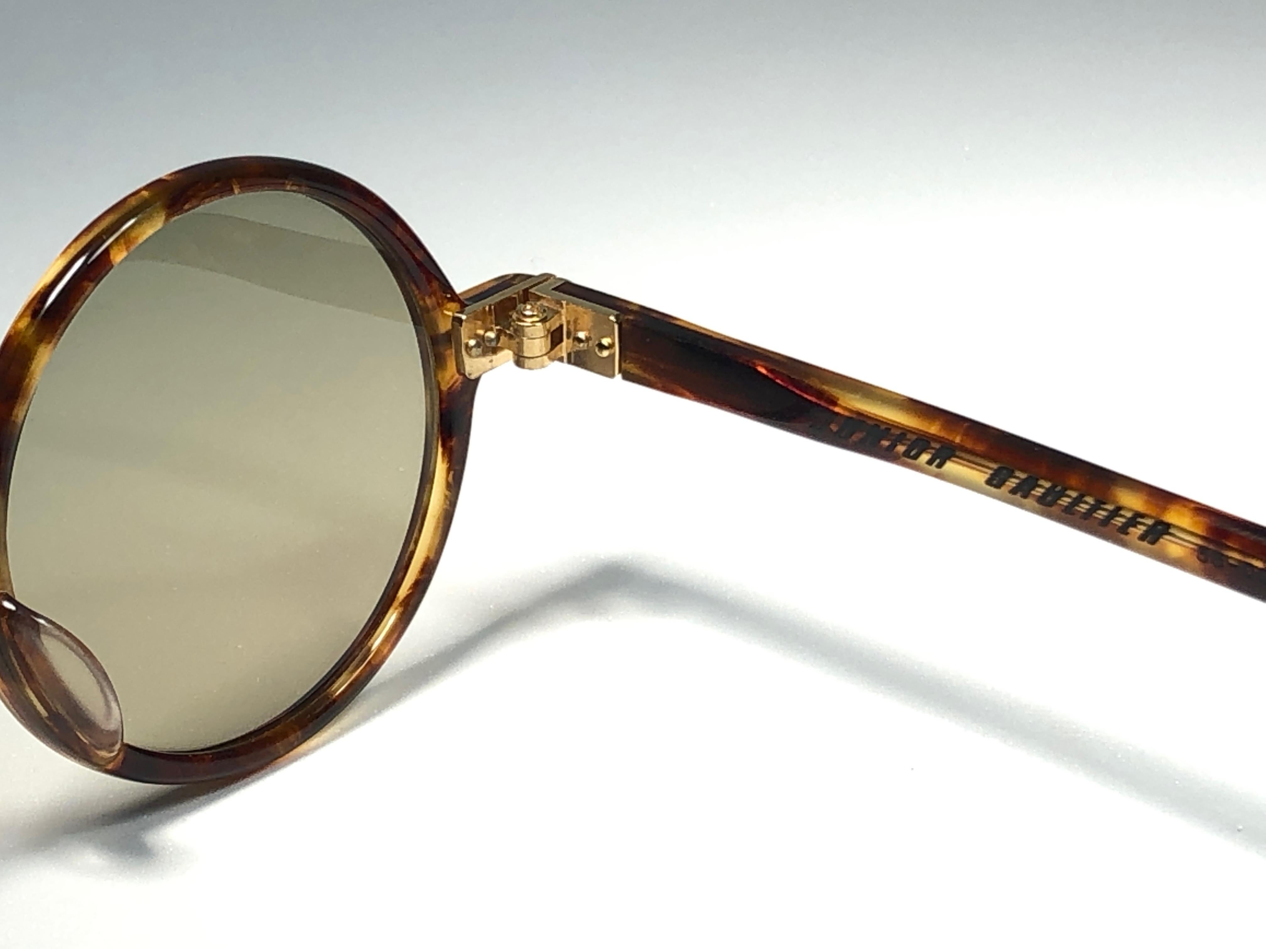 Gris Nouveau Vintage Jean Paul Gaultier Junior 58 0072 Petites lunettes de soleil rondes Leon Japan 