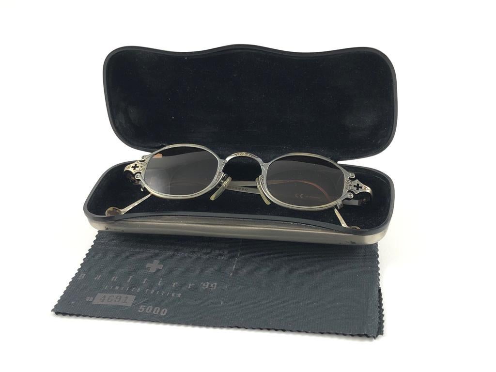 New Vintage Jean Paul Gaultier Limited Edition 56 0001 Side Clip 99' Sunglasses  For Sale 6