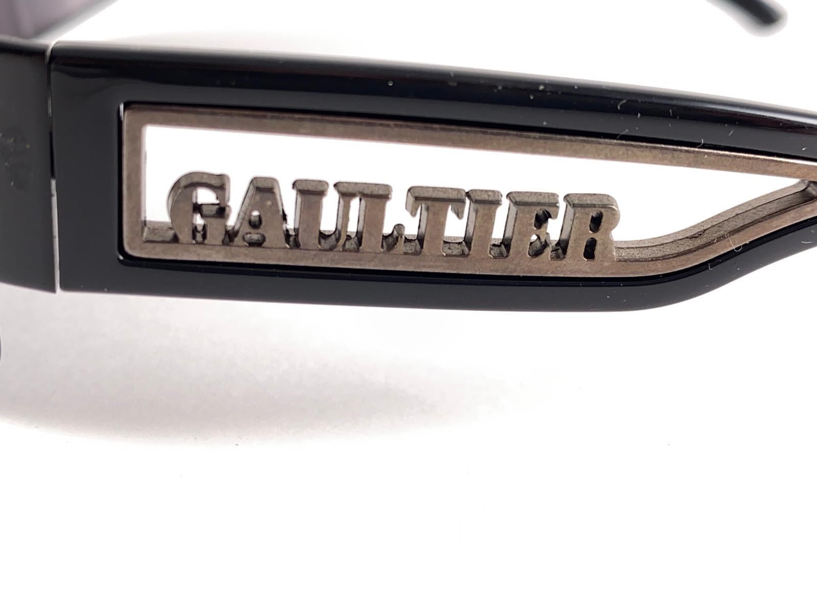 Gris New Vintage Jean Paul Gaultier SJP 037 Shield Frame Sunglasses 2000's Japan