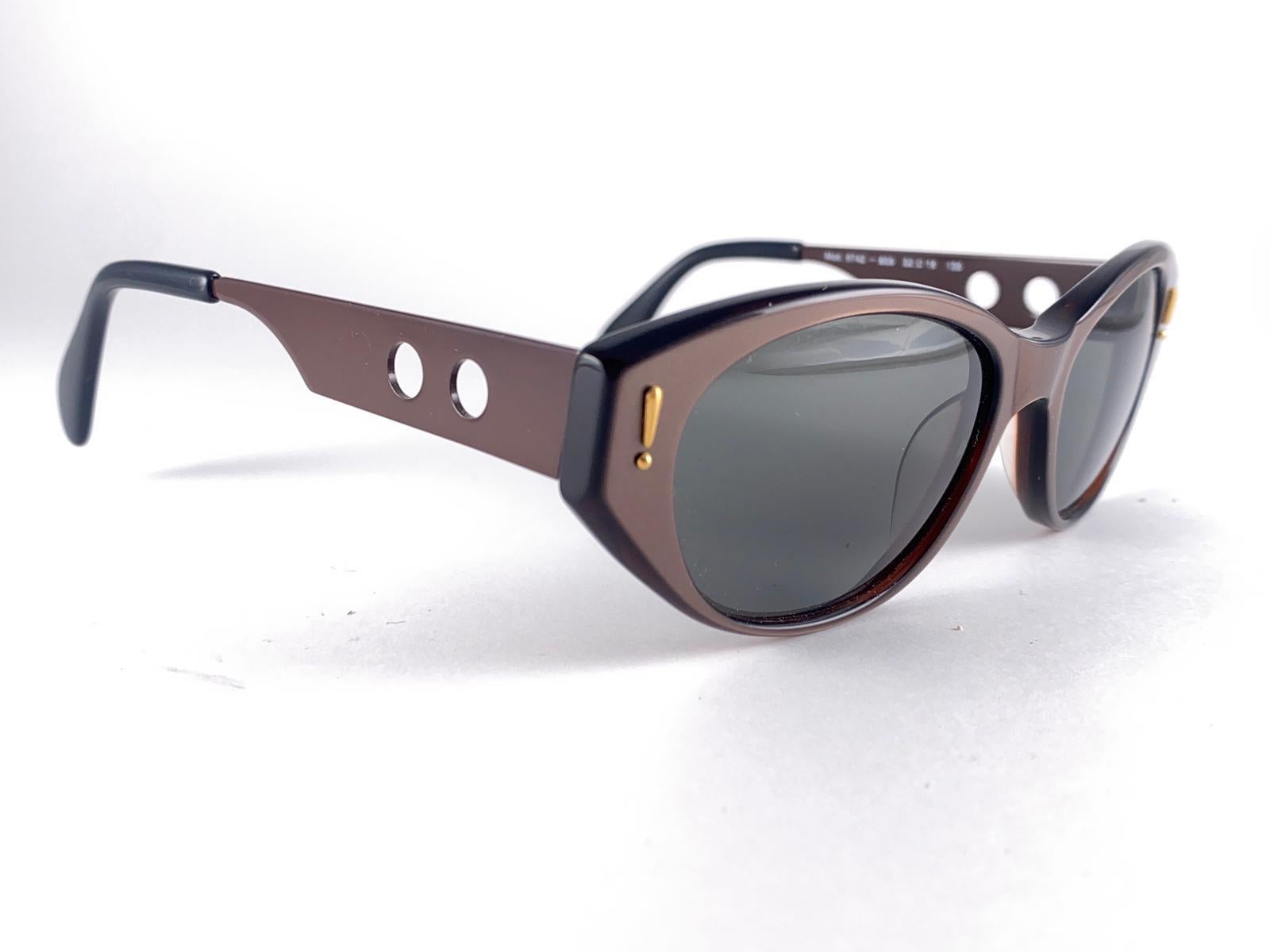 New Vintage Joop! 1990'S Mod 8621 Copper Shield Sunglasses Made In Germany In New Condition For Sale In Baleares, Baleares