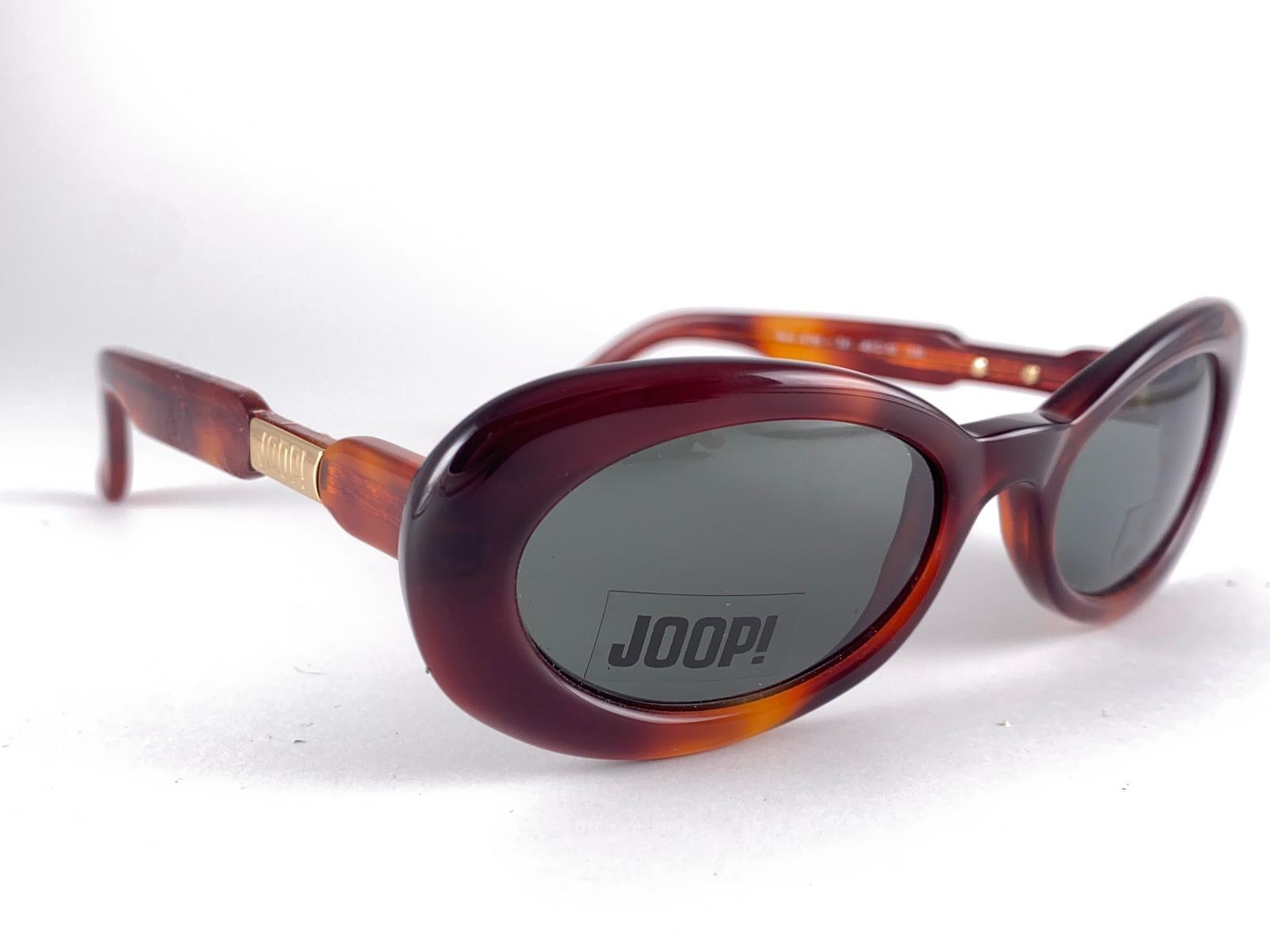 New Vintage Joop ! 1990's Mod 8700 Sleek Tortoise Sunglasses Made In Germany en vente 2