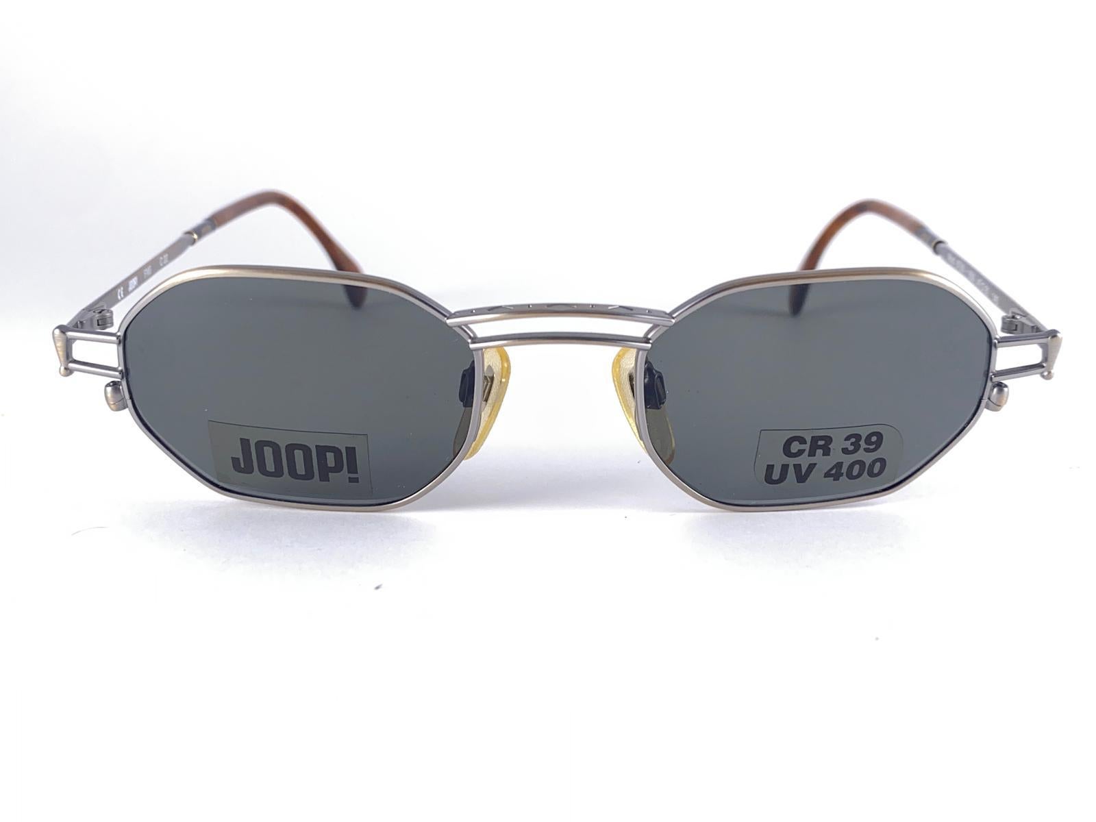 Neuer Vintage Joop! 1990er Mod 8793 Rotguss-Sonnenbrille, hergestellt in Deutschland, Vintage im Angebot 1