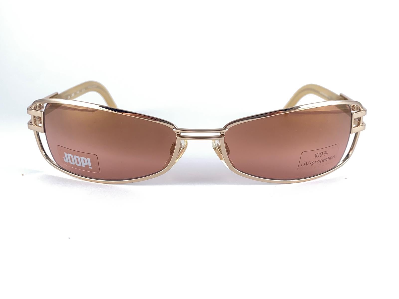 Women's New Vintage JOOP! Gold 1990's Shield Mod 8728 Sunglasses For Sale