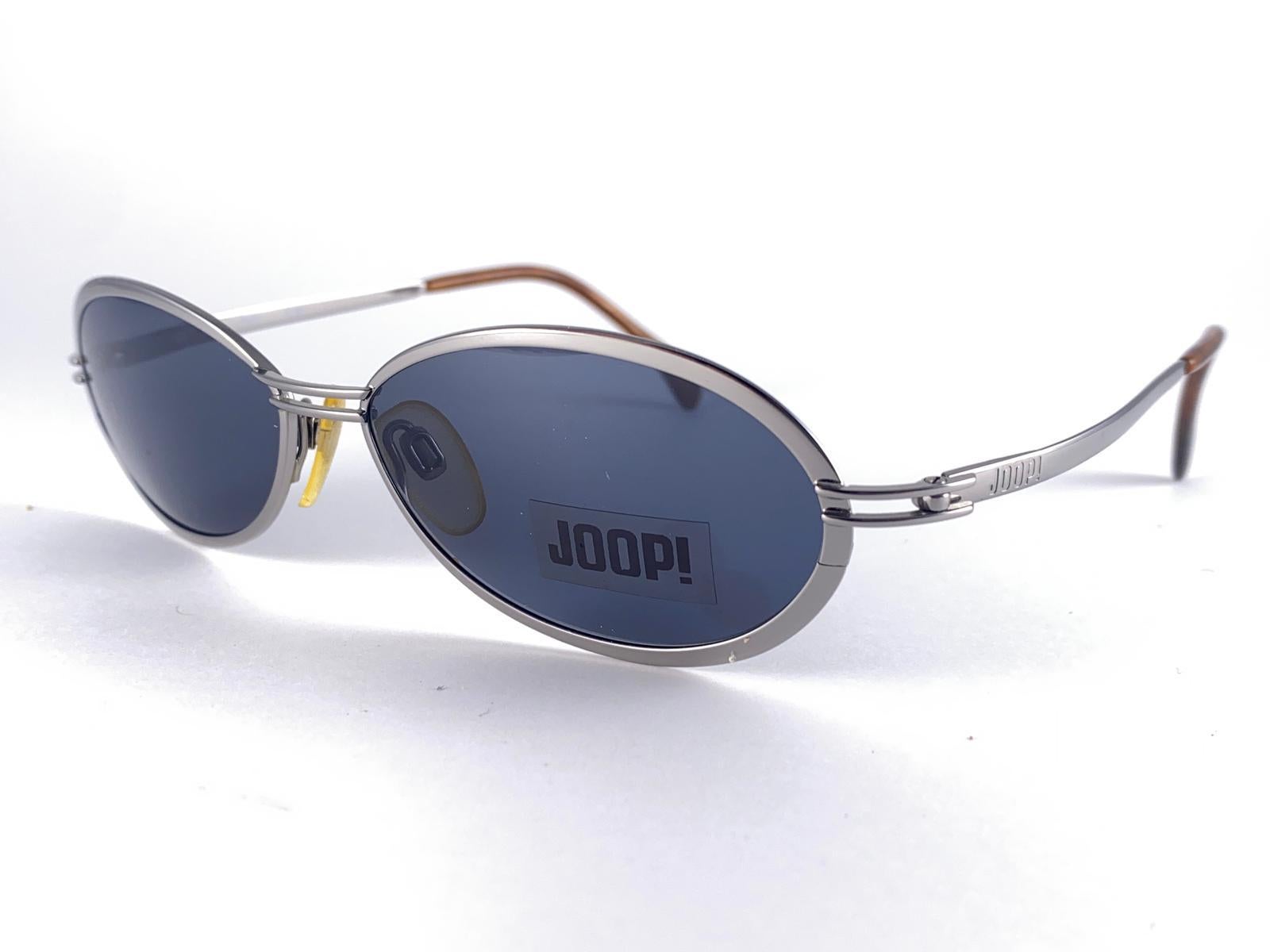 New Vintage JOOP! Silver 1990's Oval Mod 8796 Sunglasses For Sale 3