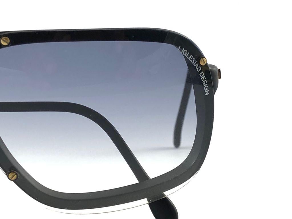Women's or Men's New Vintage Julio Iglesias Design Sunglasses Black Grey Lens 1980 Sunglasses