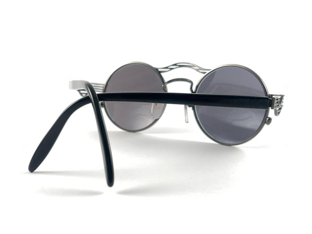New Vintage Kansai Steampunk Silver Round Black  1980's Japan Sunglasses In New Condition For Sale In Baleares, Baleares