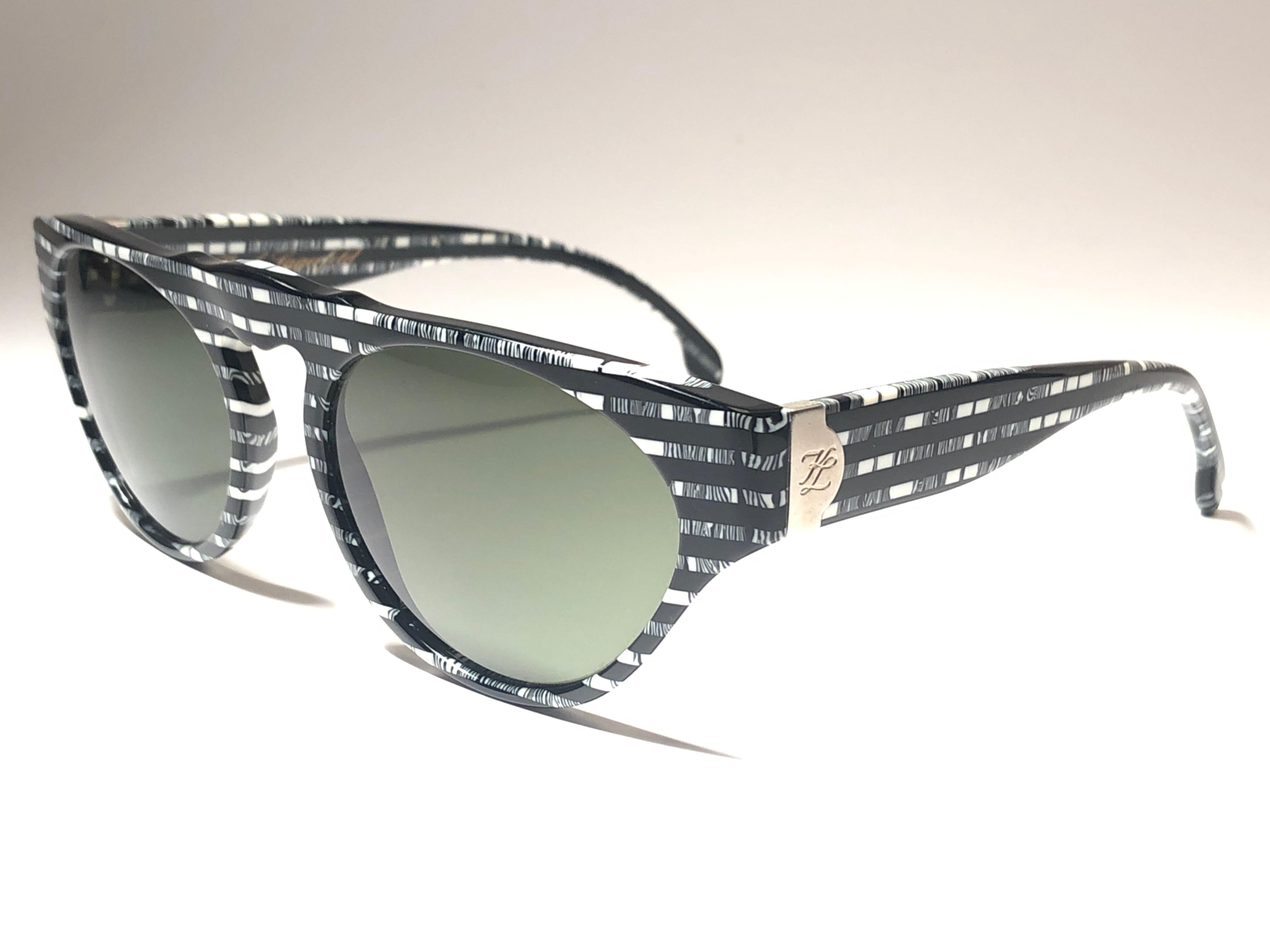 Neu Vintage Karl Lagerfeld Marmor Schwarz & Weiß L3605 1980 Deutschland Sonnenbrille im Zustand „Hervorragend“ im Angebot in Baleares, Baleares