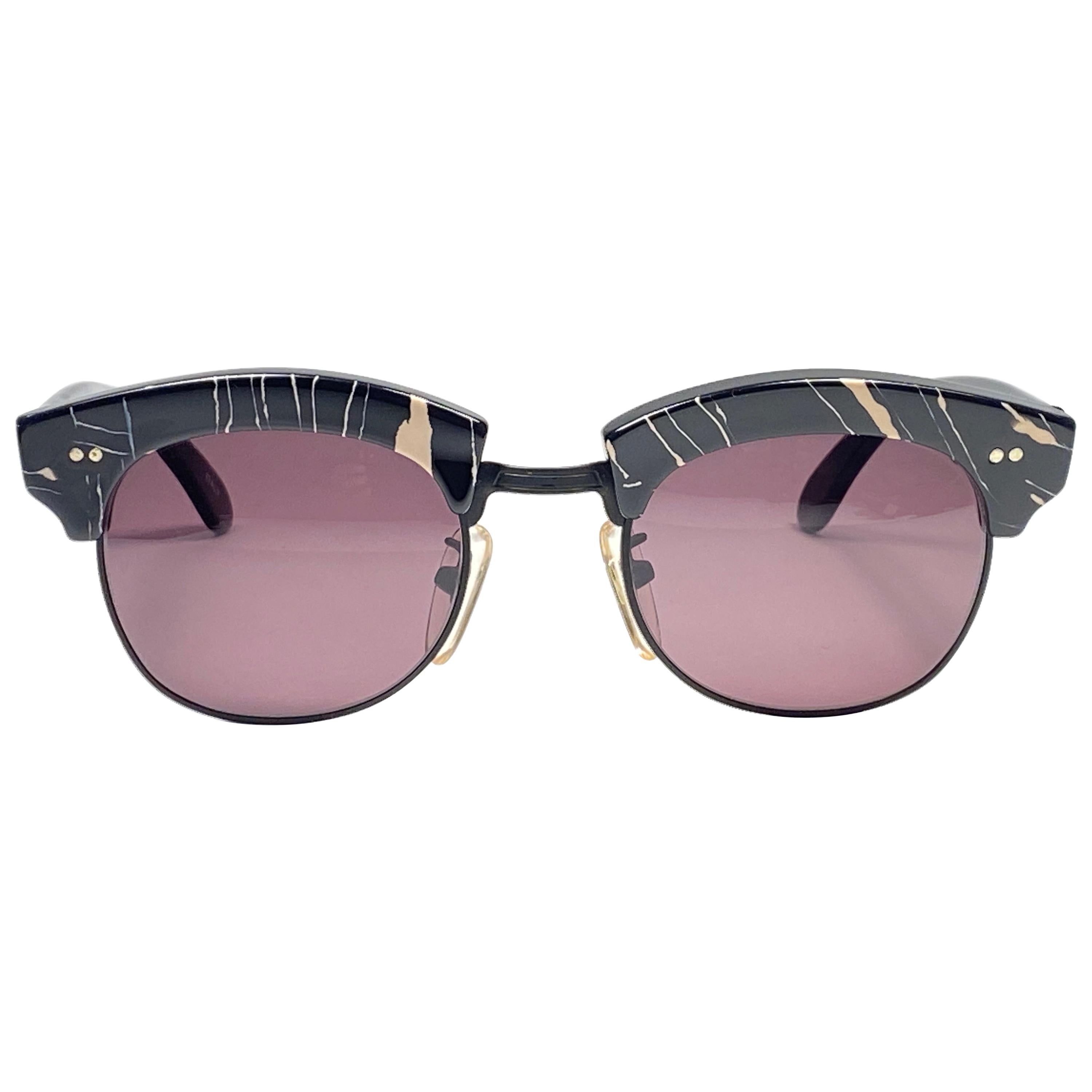 New Vintage L.A EYEWORKS " Gigantor " Black & Light Rose Marbled Sunglasses 1990 For Sale