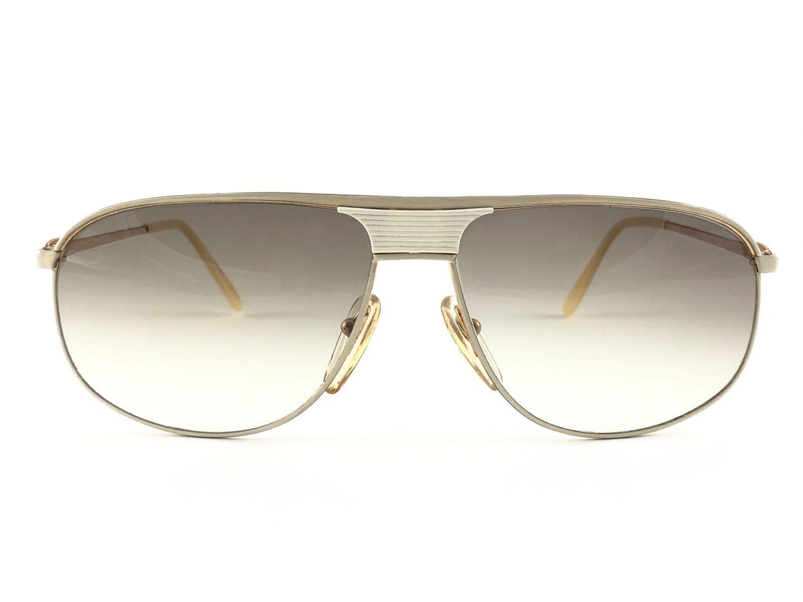 white lacoste sunglasses