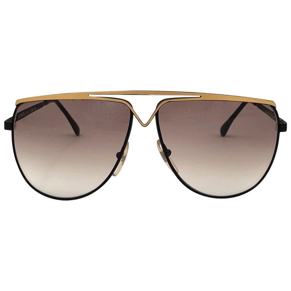 New Vintage Laura Biagiotti Oversized Gold & Black Mask T39  1980's Sunglasses 