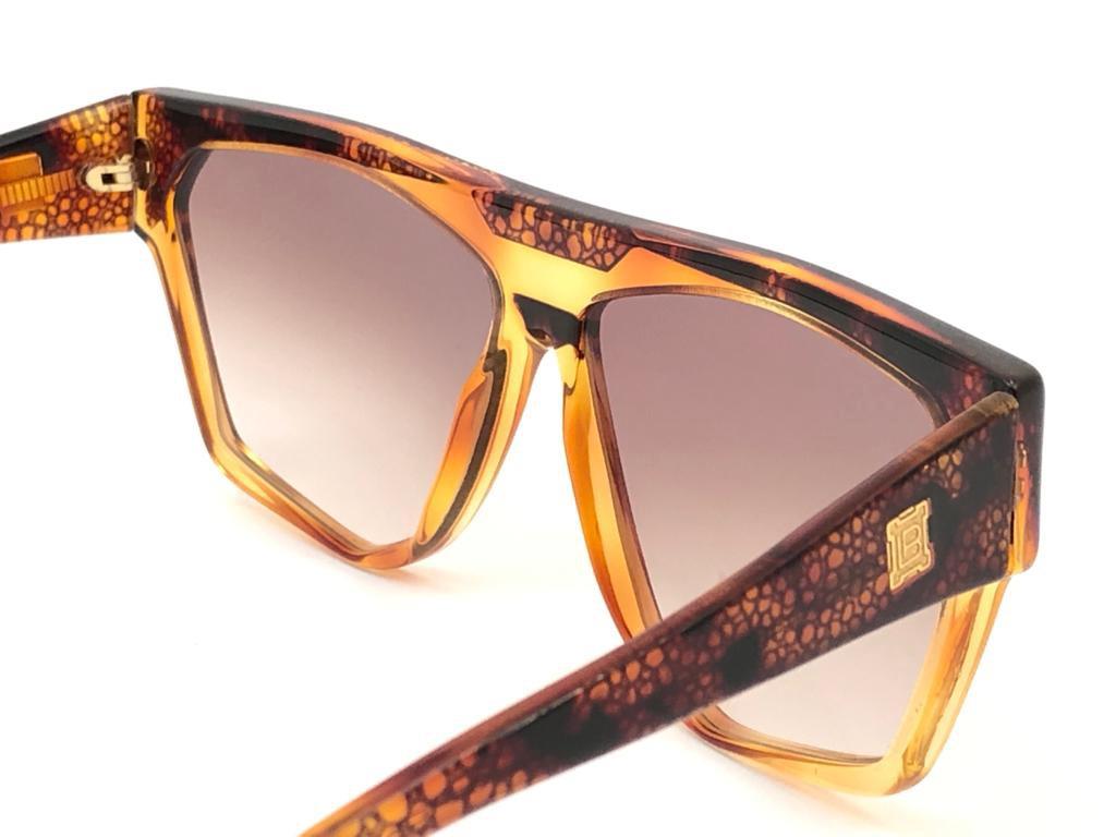 Laura Biagiotti lunettes de soleil vintage surdimensionnées T54 surdimensionnées, fabriquées en Italie, années 1980, neuves en vente 1