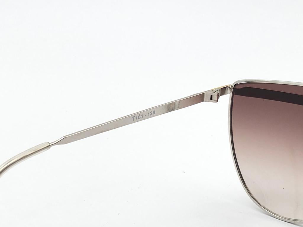 New Vintage Laura Biagiotti T61 Oversized Silver & Gold 1980 Sunglasses Italy In New Condition In Baleares, Baleares