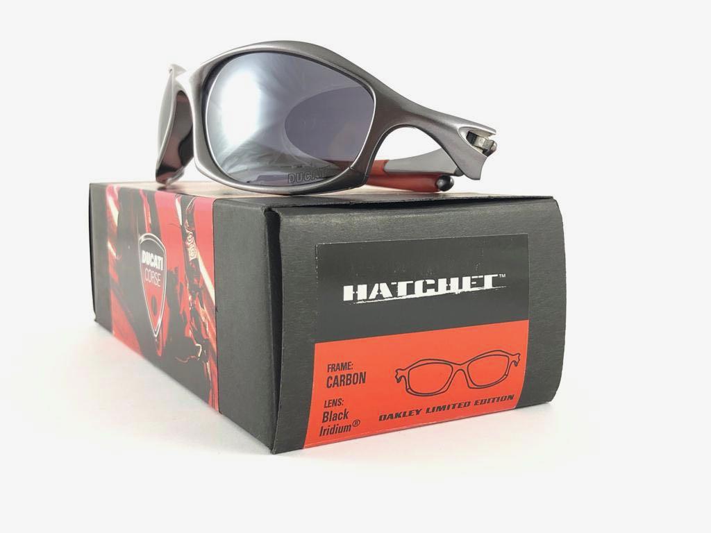 New Vintage Limited Edition Sports Oakley Ducati Hatchet Red 2005 Sunglasses  3
