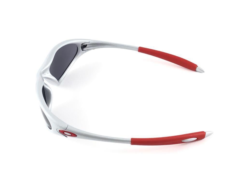 New Vintage Limited Edition Sports Oakley Ducati Minute Red 2005 Sunglasses 2