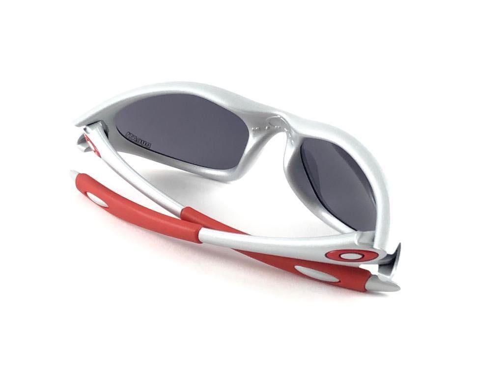 New Vintage Limited Edition Sports Oakley Ducati Minute Red 2005 Sunglasses  8