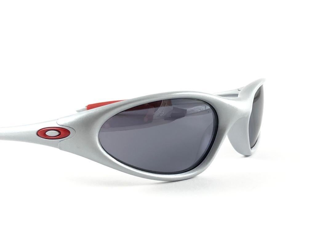 oakley ducati sunglasses