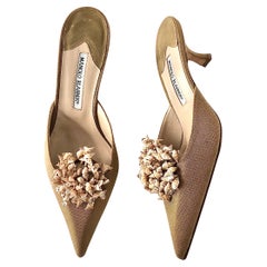 NEW Vintage Manolo Blahnik Shell Embellished Pointed Toe Kitten Heel Mules 40